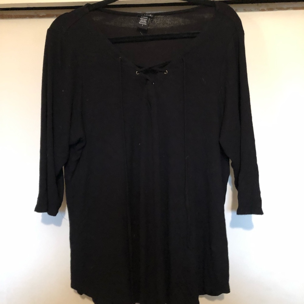 Torrid knit v neck with criss cross front detail